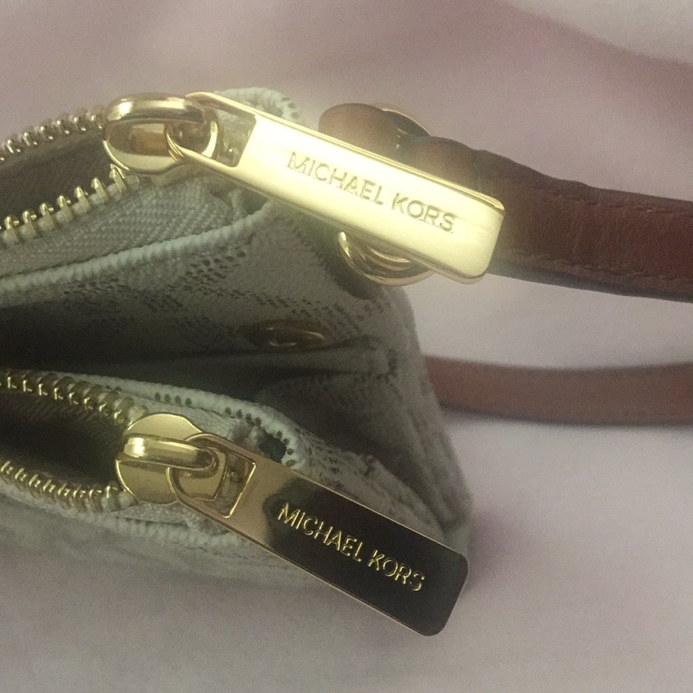 Purse - Picture 5 of 6